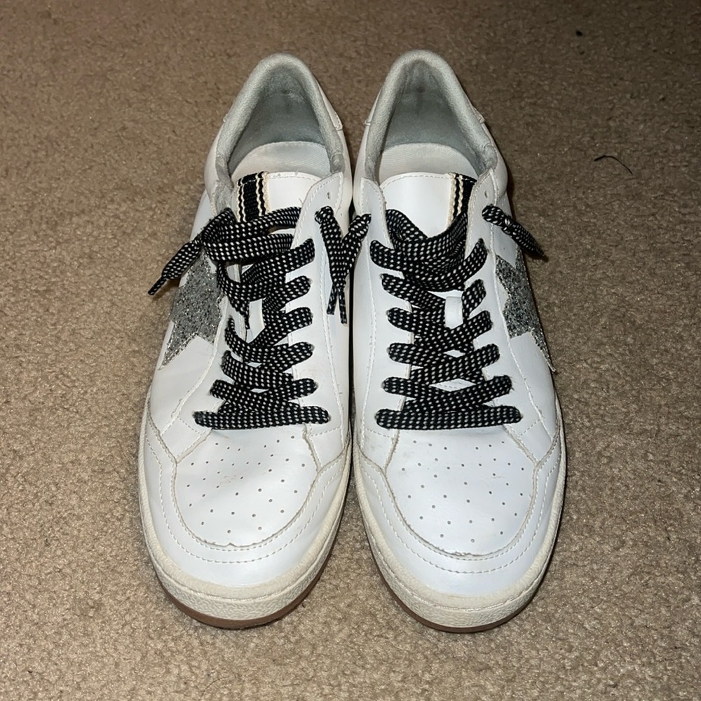 ShuShop Sneakers